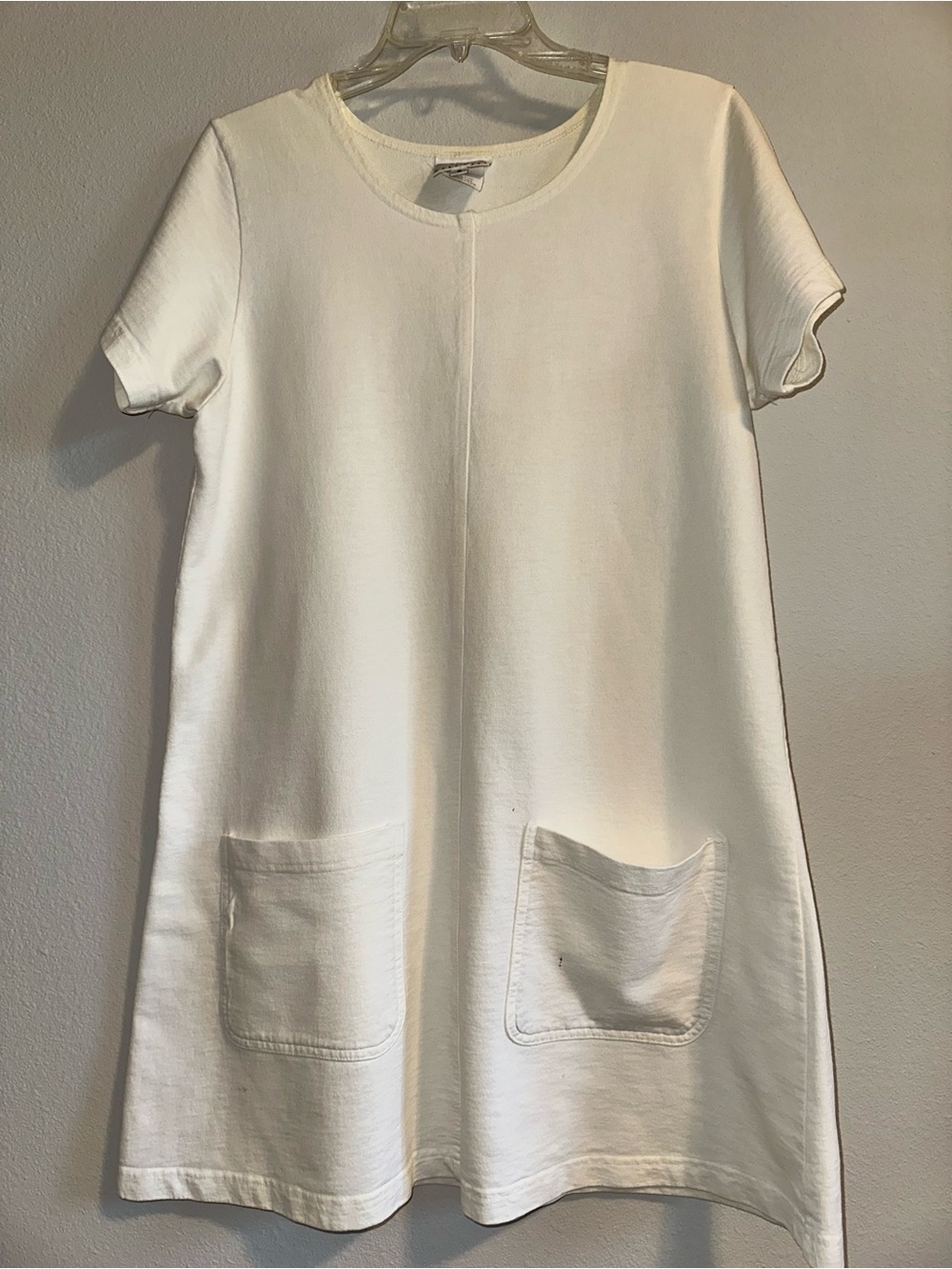Simple Short Sleeve Pocket Shift Dress in Cream